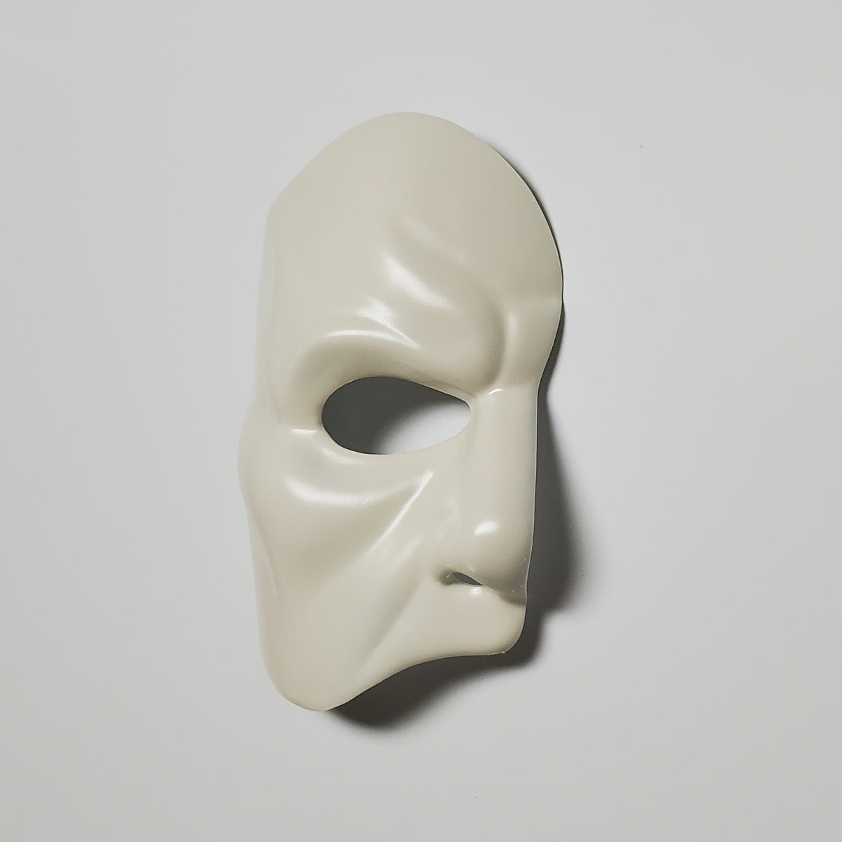 Butler Mask The Butler – Longshore Masks